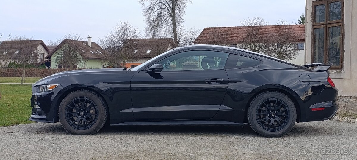 Ford Mustang 3.7 - 5