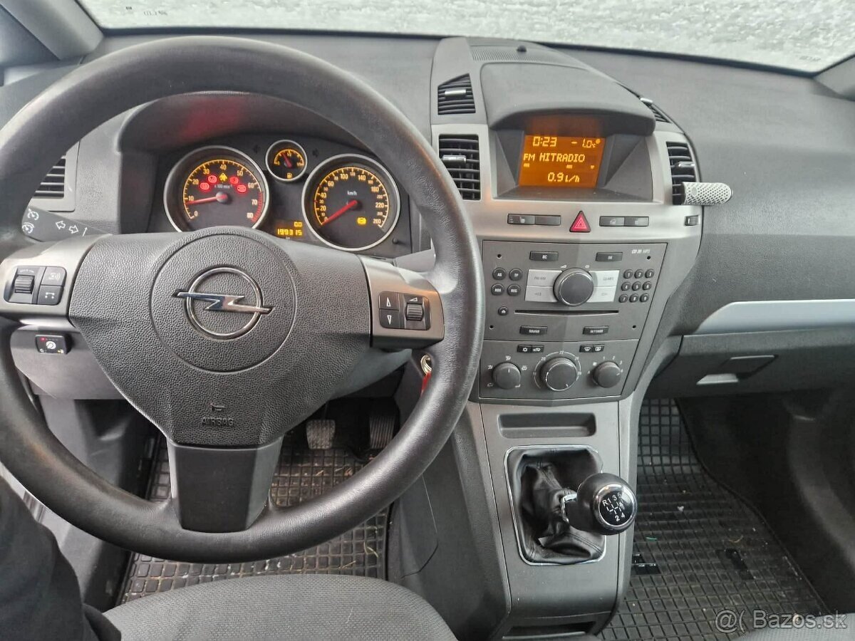 Opel Zafira 1,8 103kw díly - 5
