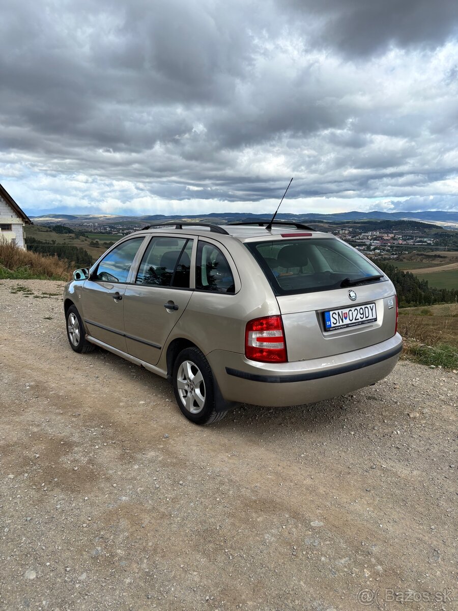 Skoda fabia 1.2 HTP - 5