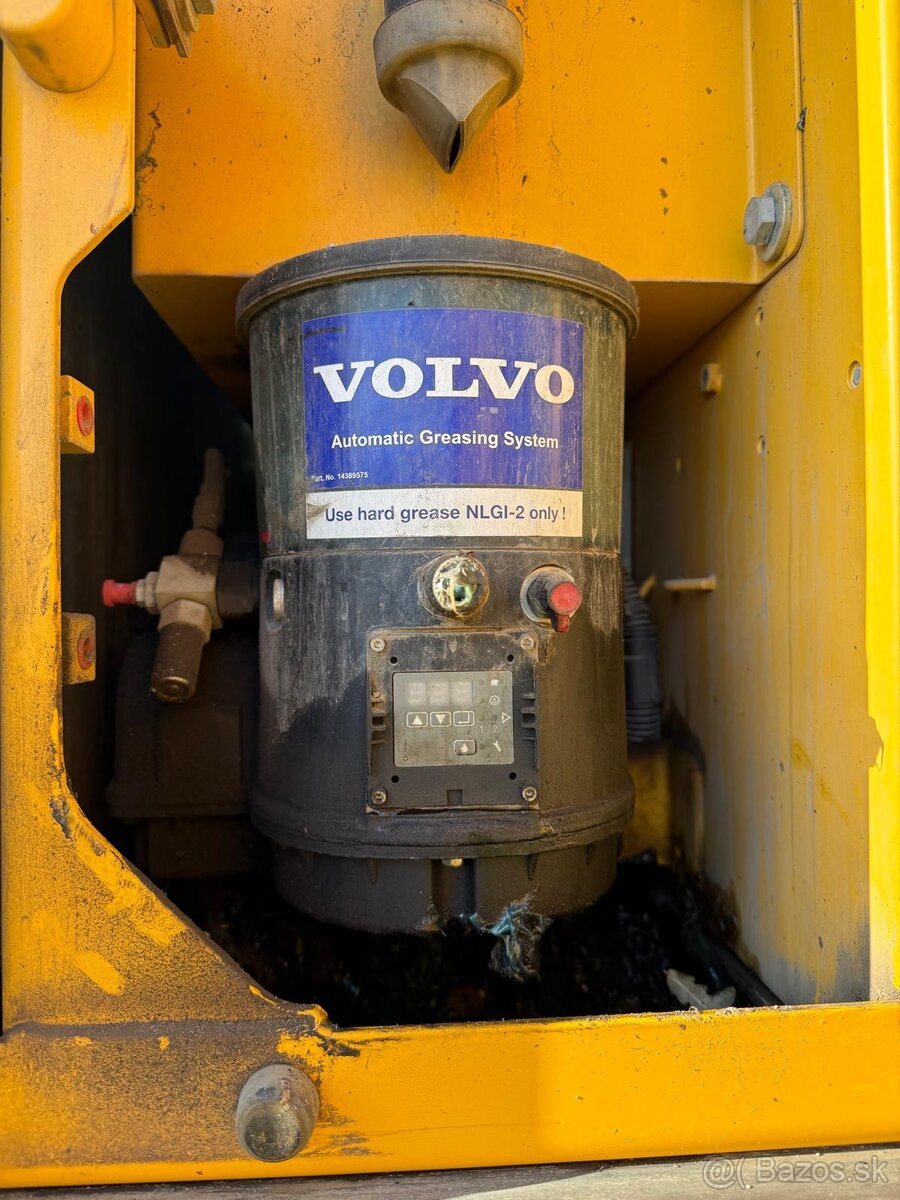 Kolový otočný bagr Volvo EW 160E - 5