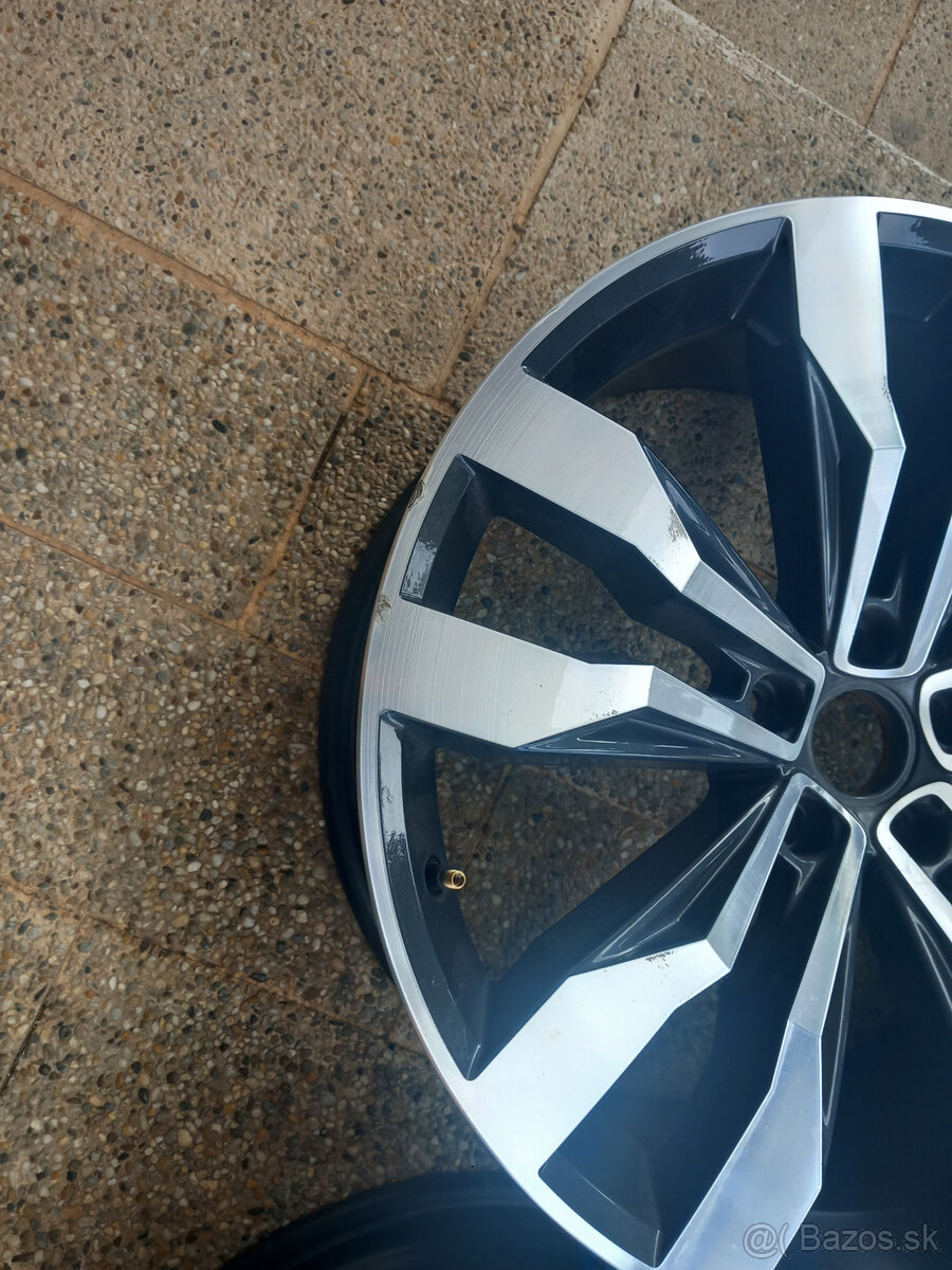 5x112 R20 Suzuka na Tiguan - 5