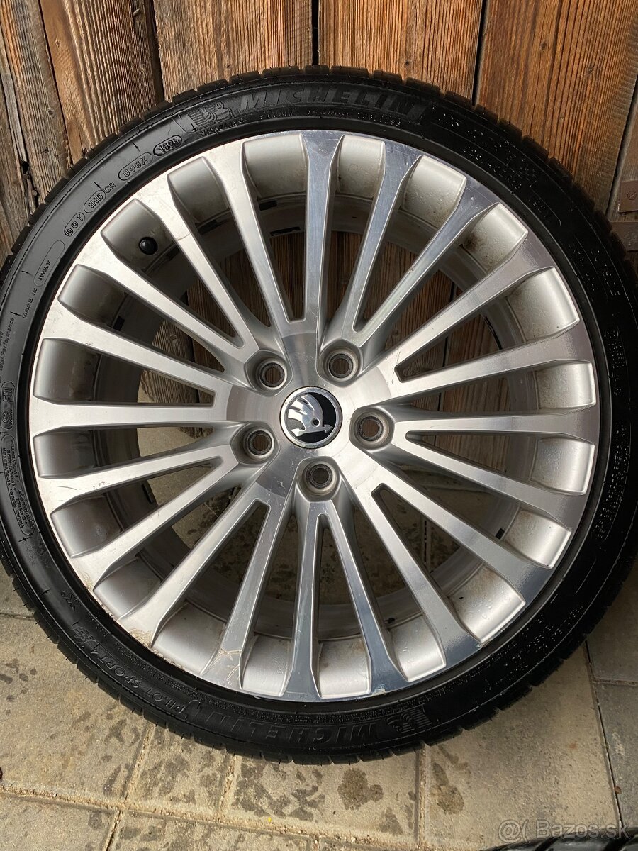 5x112 r18 škoda - 5