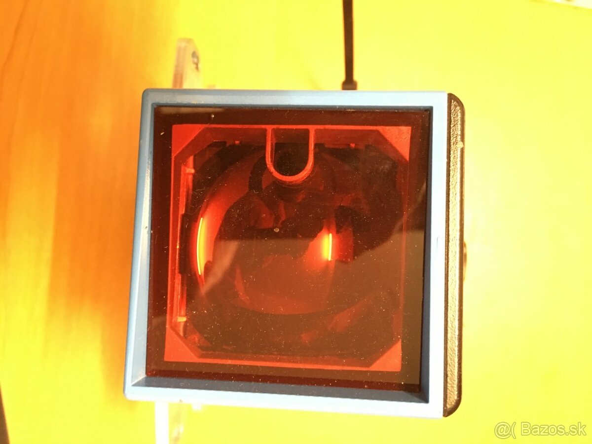 Laserovy merac vzdialenosti SICK DL-100 - 5