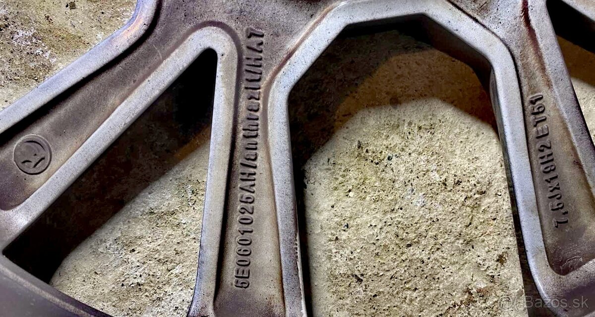 Škoda EXTREME - originálne elektróny - 5