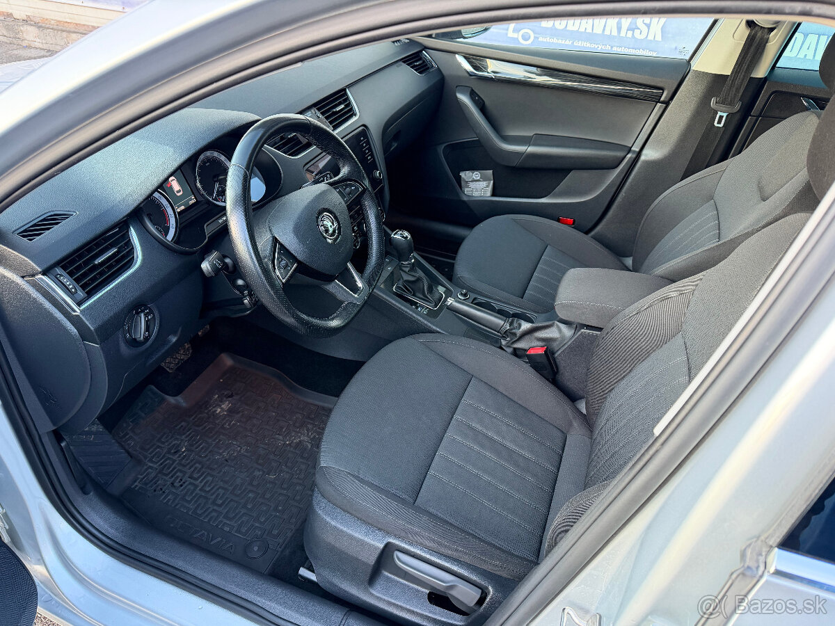 Škoda Octavia Combi 2.0 TDI 184k Style DSG 4x4 - 5