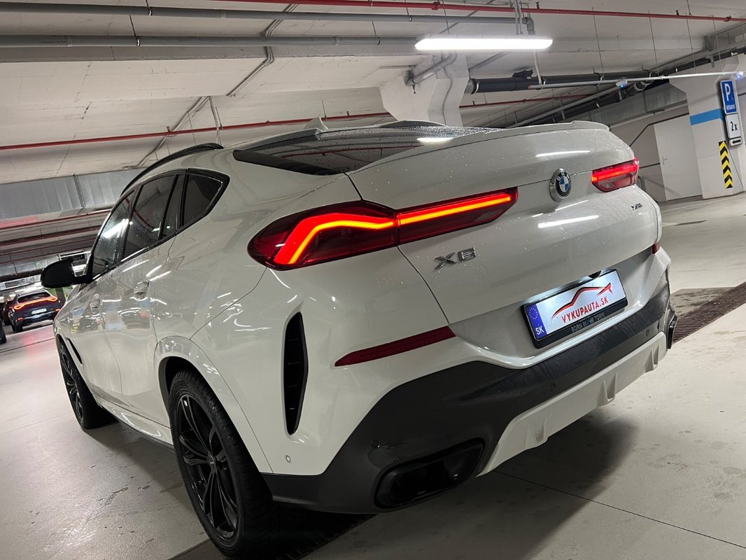 BMW X6 M-PACKET xDrive 30d 210kw mHEV A/T - 5