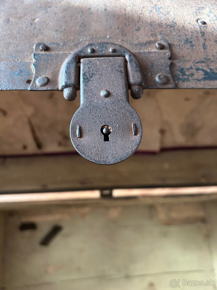 Starožitný lodný kufor - 5
