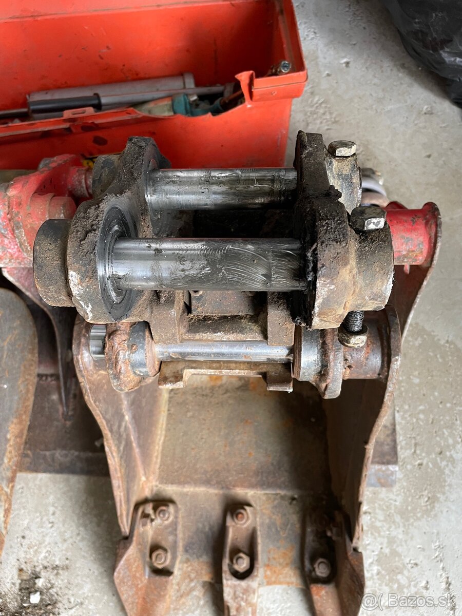 Lyžice na minibager s rychloupinakom - 5