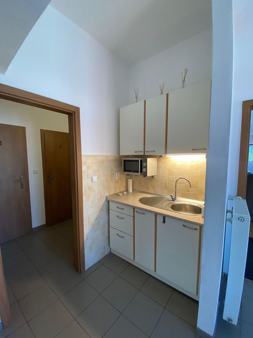 Prenájom kancelárskych priestorov – Popradská ulica, Bratisl - 5