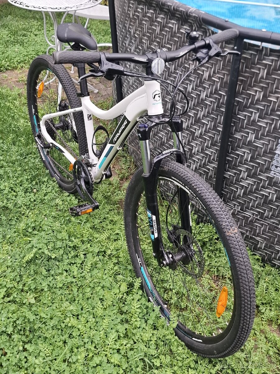 Genesis Helena S - 5