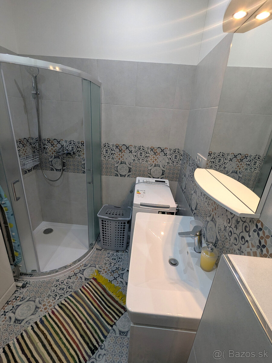 Štýlový, novorekonštruovaný 2-izbový blízko Centra - 5