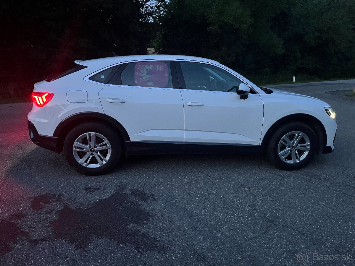 Predám Audi Q3 sportback S-line 1,5 eTFSI - 5