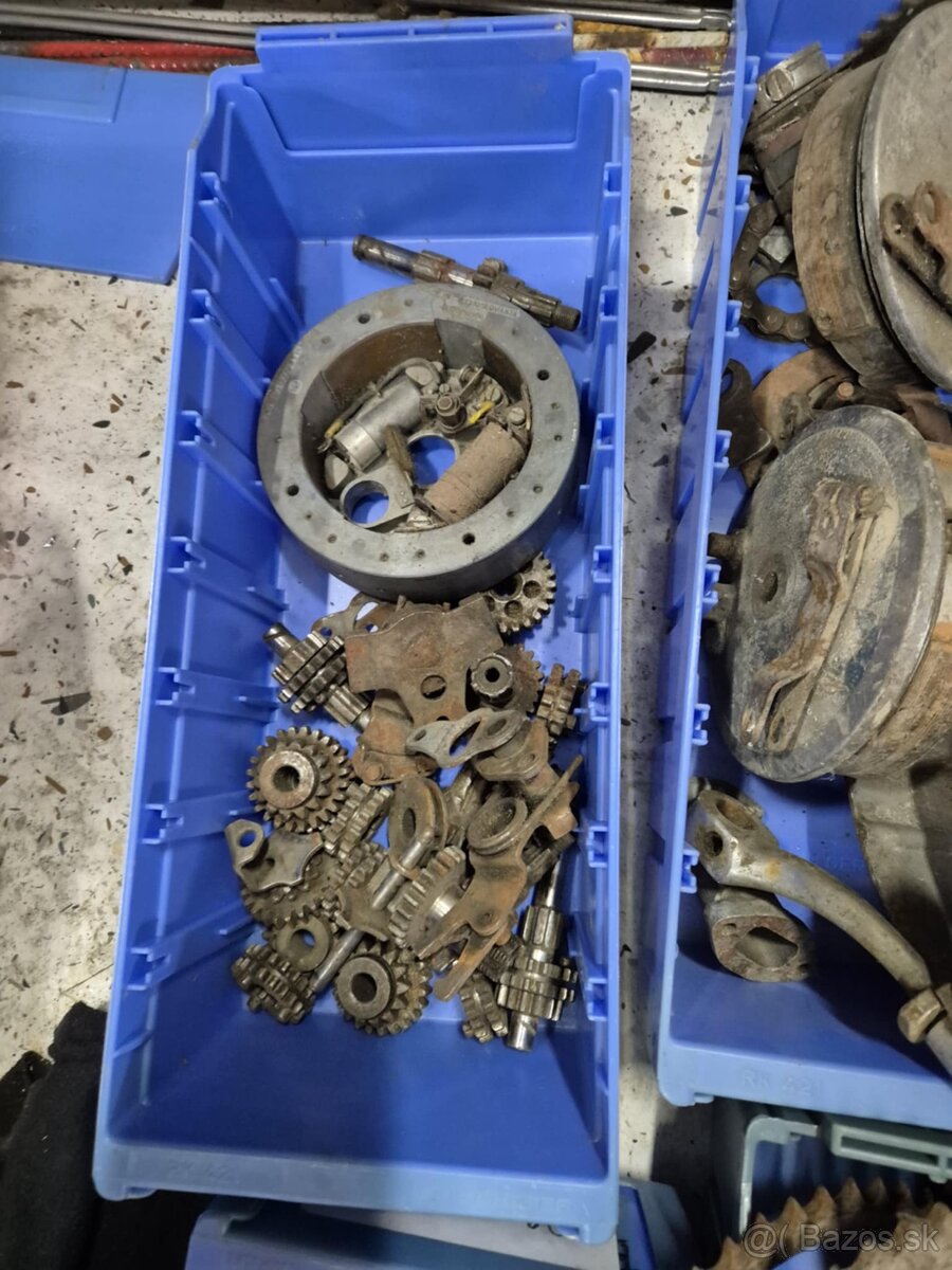 Predám rôzne náhradné diely - 5