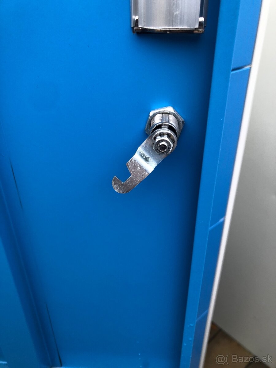 Šatníková kovová plechová skrinka 1ks - 5