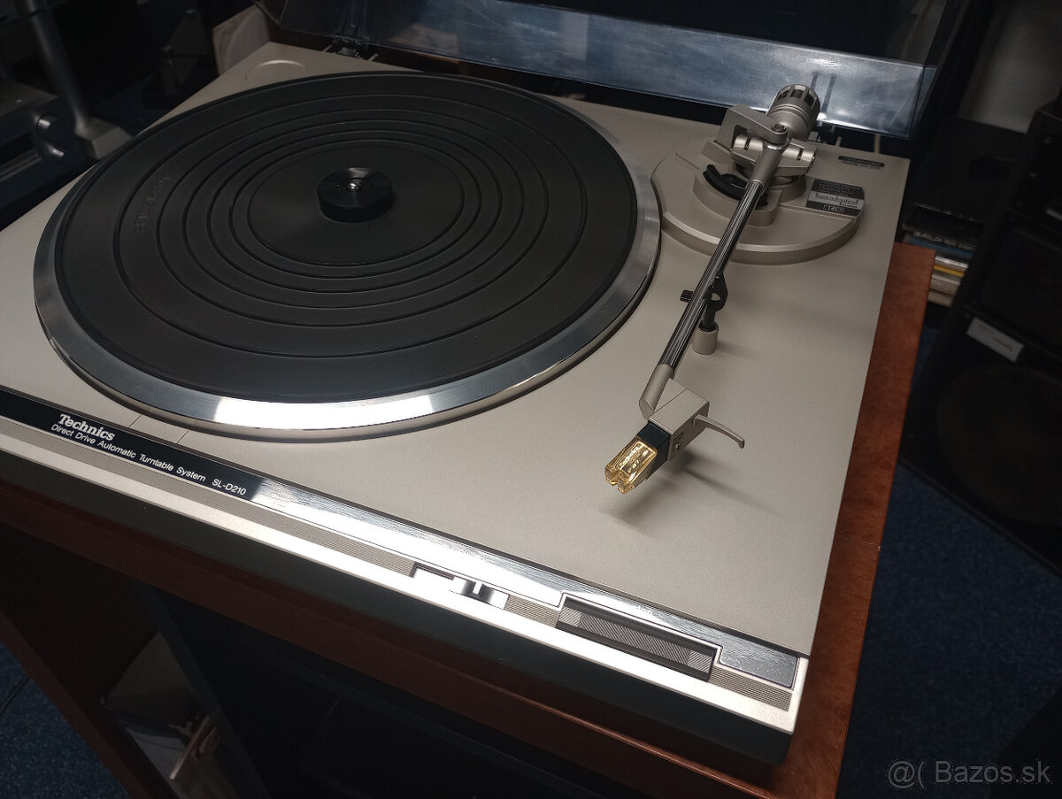 Technics Direct Drive SL-D210 - 5