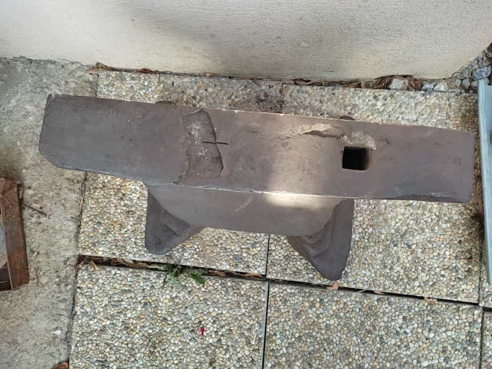 Stara tazka kovadlina 100 kg - 5