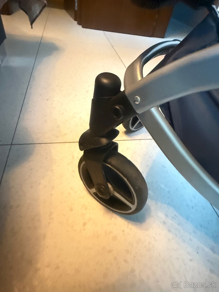 Kočiar Chicco trojkombinace - 5