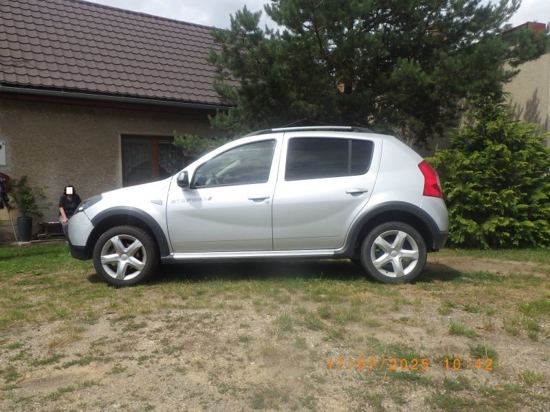 Dacia Sandero 1.6i, 64kW - 5