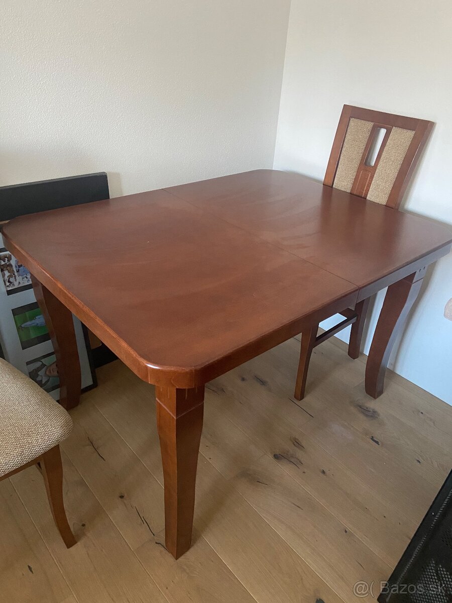 Stôl, stoličky, konferenčný stolík - 5