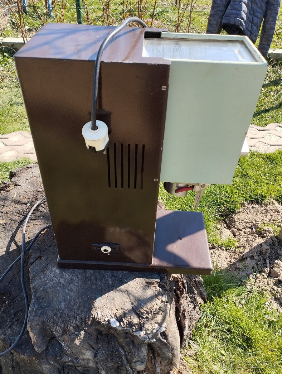 Mlynček na kávu - 5