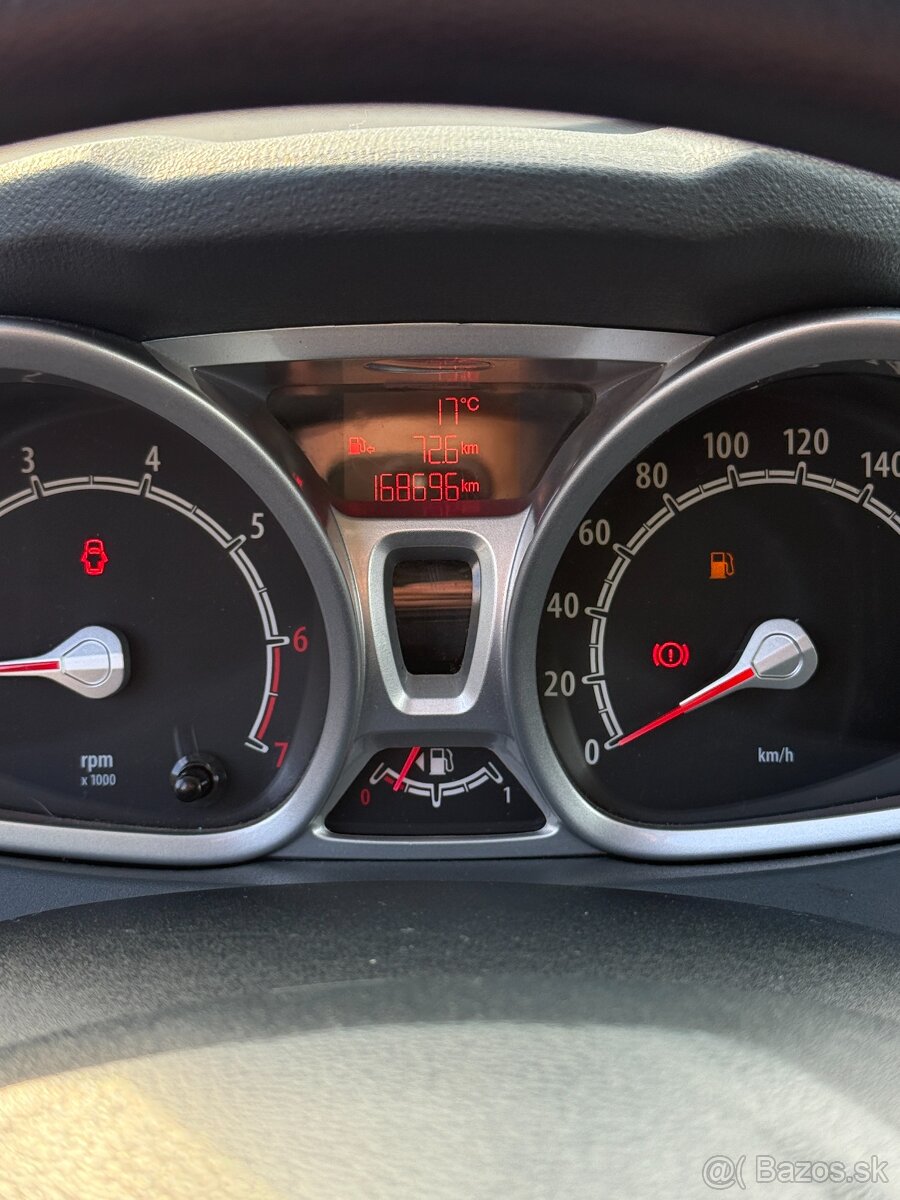 Predám FORD FIESTA 1,4i, 71kW - 5