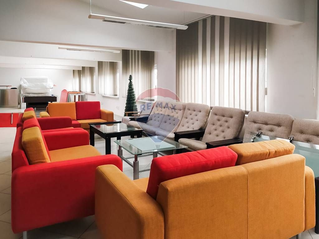 Sklady + administratívna budova | Hlohovec - 5