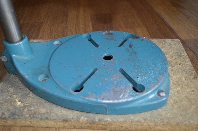 predam stojan na vrtacku spolu s vrtackou Black&Decker - 5