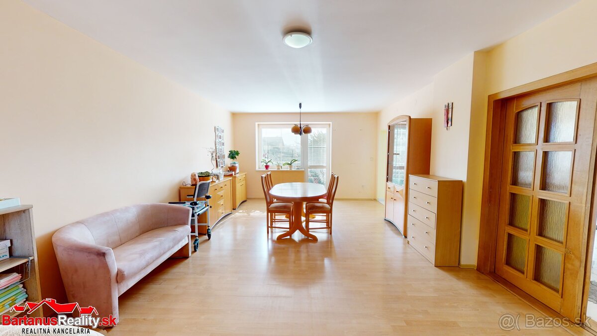 BartanusReality - Na predaj rozmerný rodinný dom s pozemkom - 5