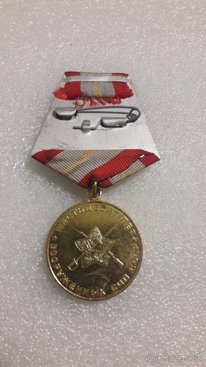 sovietske vyznamenania (odznaky) č.3. - 5