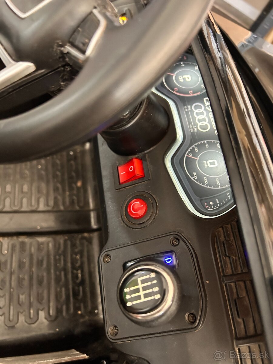 Elektrické autíčko Audi - 5