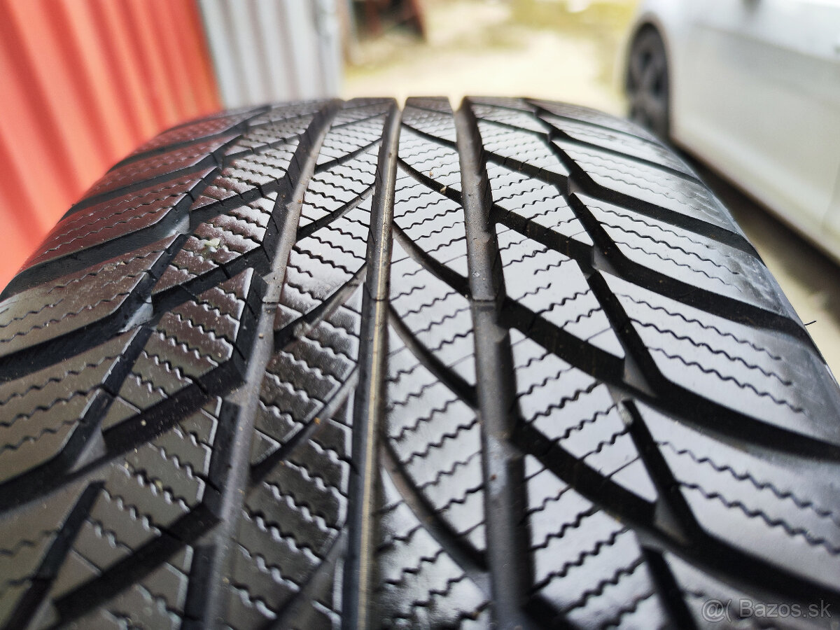 Zimné pneu =BRIDGESTONE= 205/55 R17 - 5