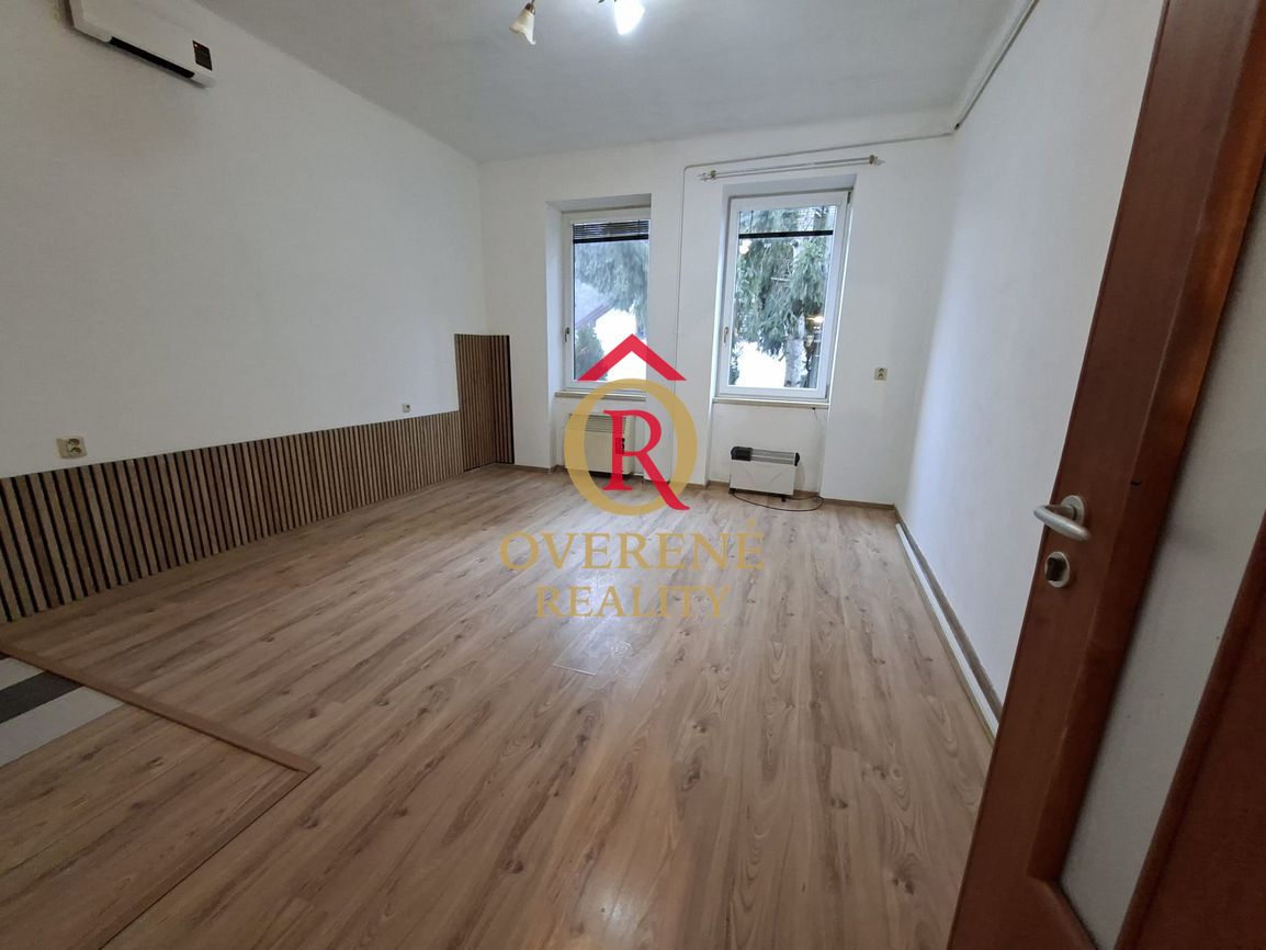 Na prenájom 2 izbový byt v rodinnom dome - Banská Bystrica, - 5