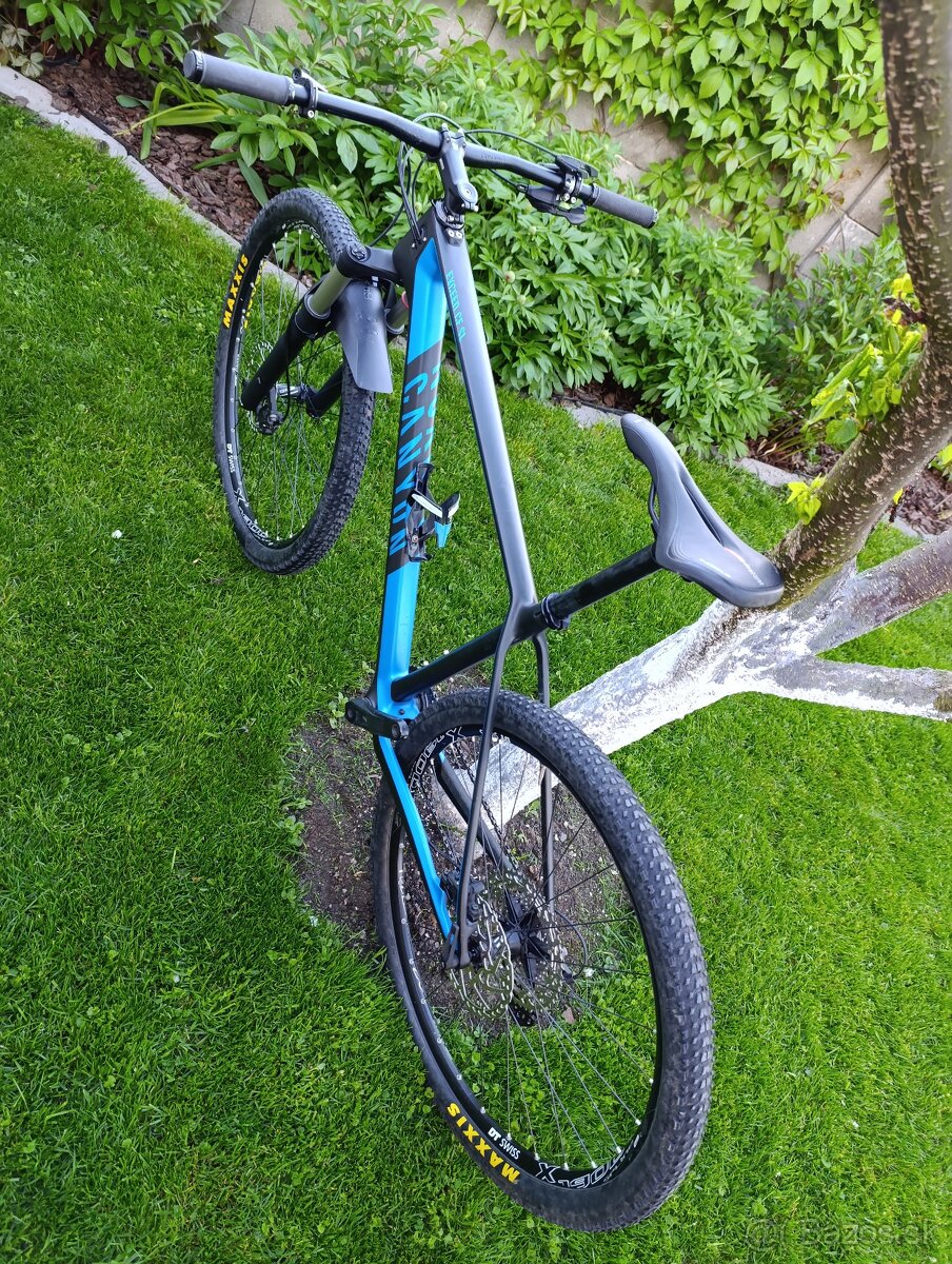 Predám Canyon Exceed CF SL carbon, L-ko , 29" - 5