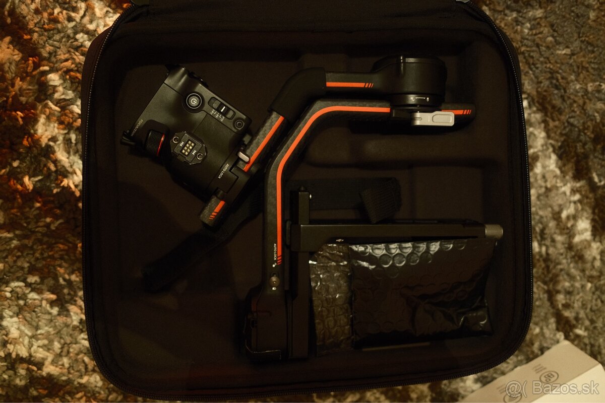 DJI Ronin RS3 Pro + druha batéria a ovládač Smallrig - 5