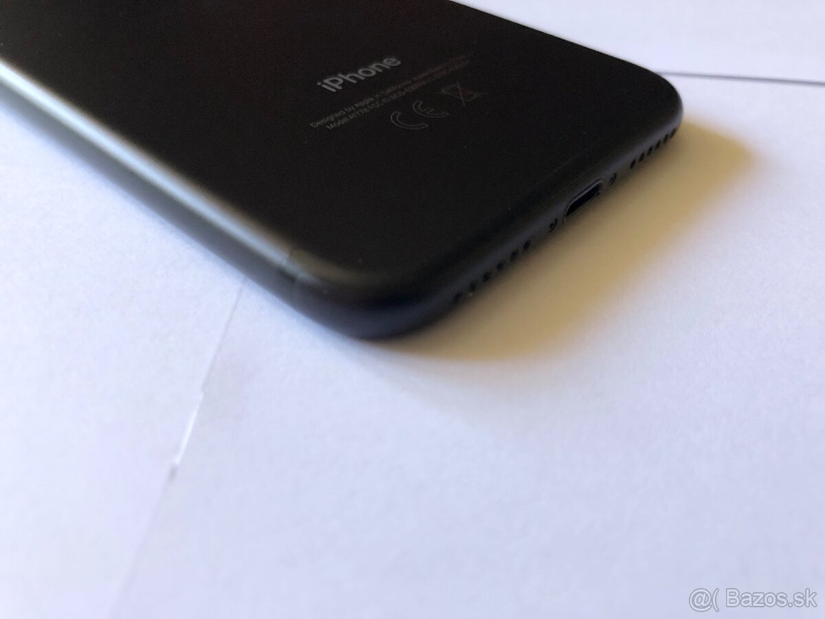 Apple iPhone 7 32GB - 5