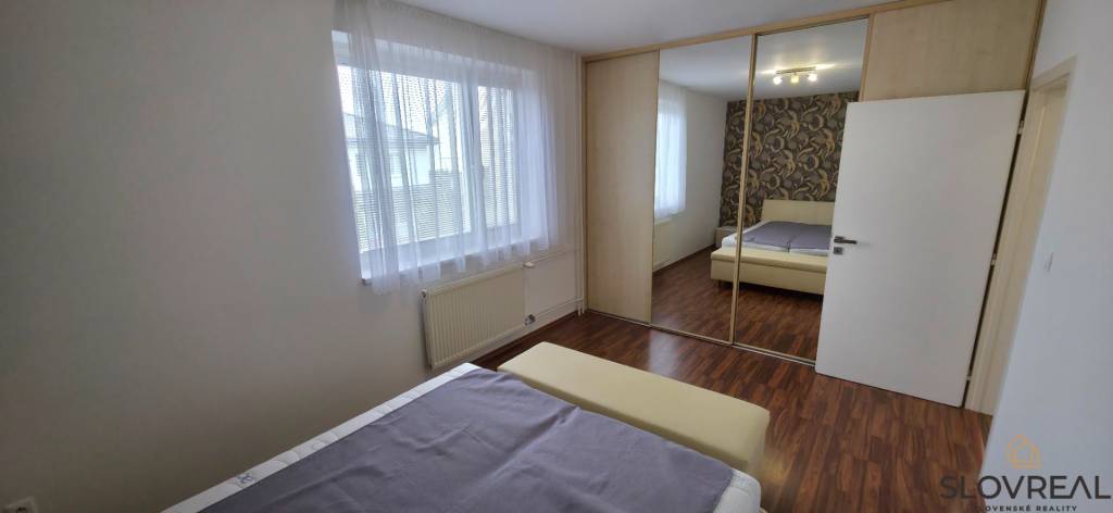 SLOVREAL na predaj 3 izbový byt, 80 m2 - 5