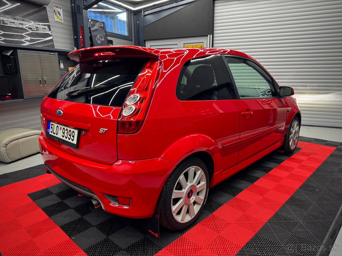 Ford Fiesta ST150 - 5