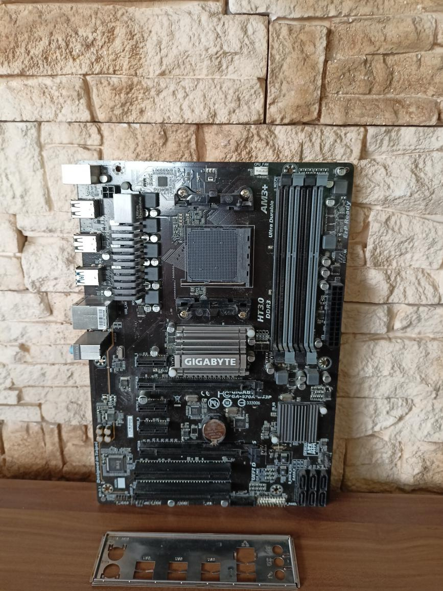 Herná doska GIGABYTE GA-970A-DS3P socket AM3+ - 5