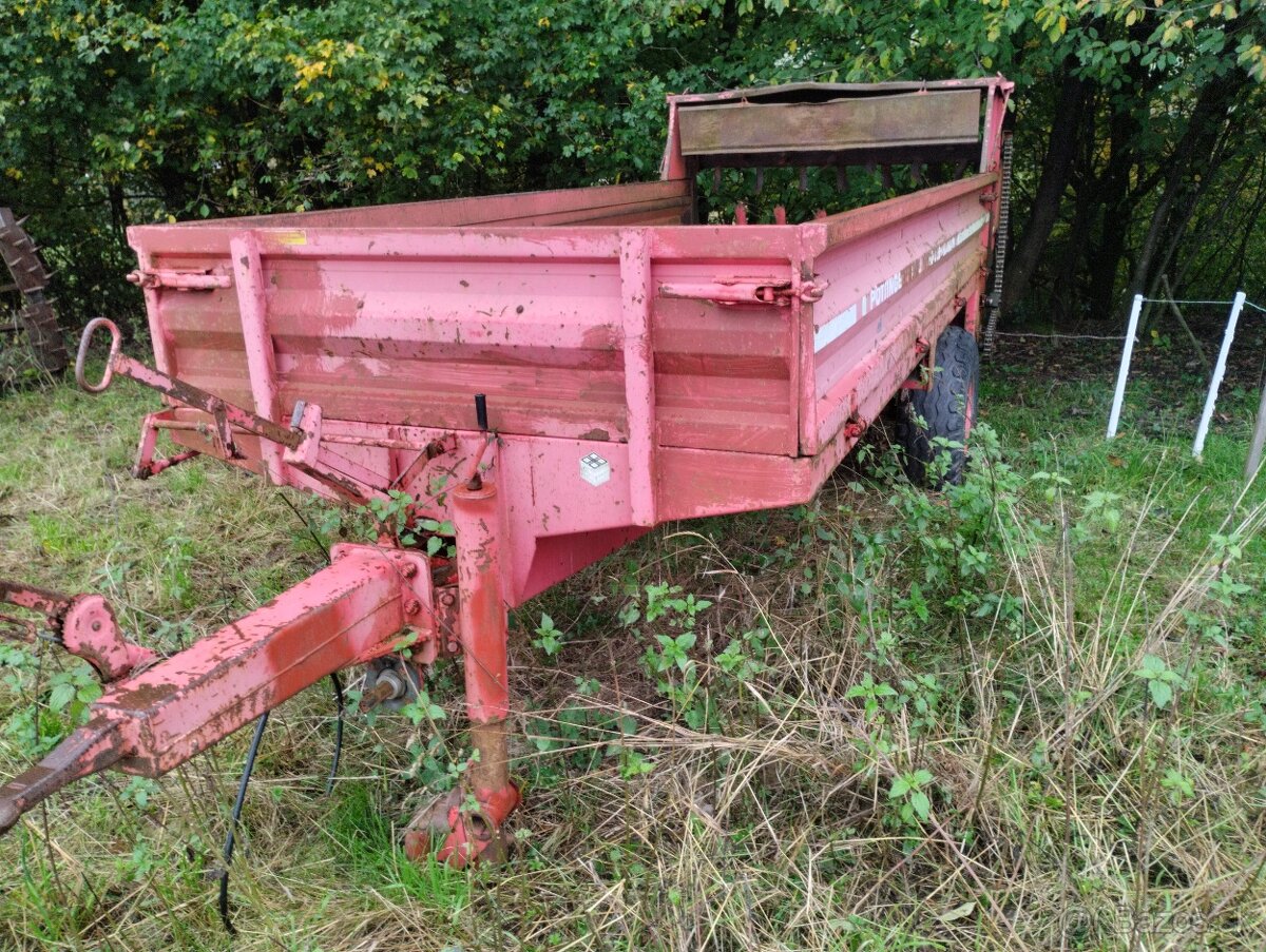 Rozmetadlo maštalneho hnoja 4,5t - 5