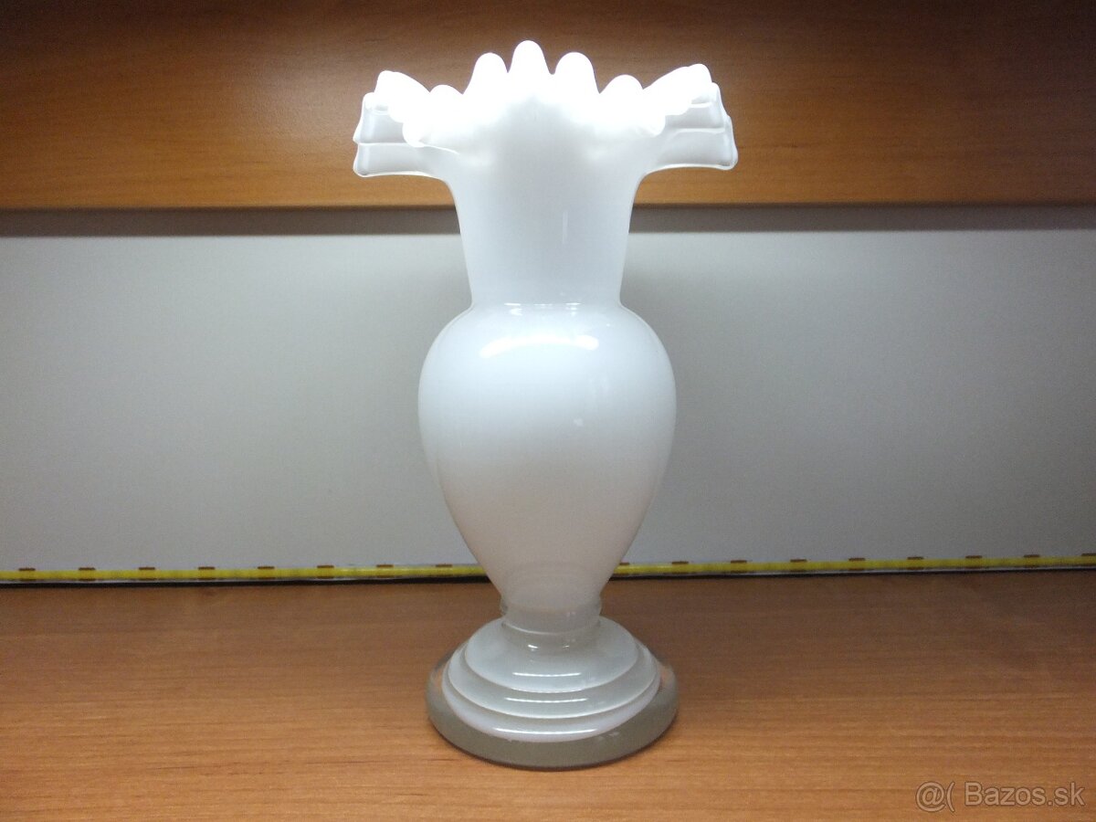 Krásná retro opálová váza s dekorem kytky. - 5