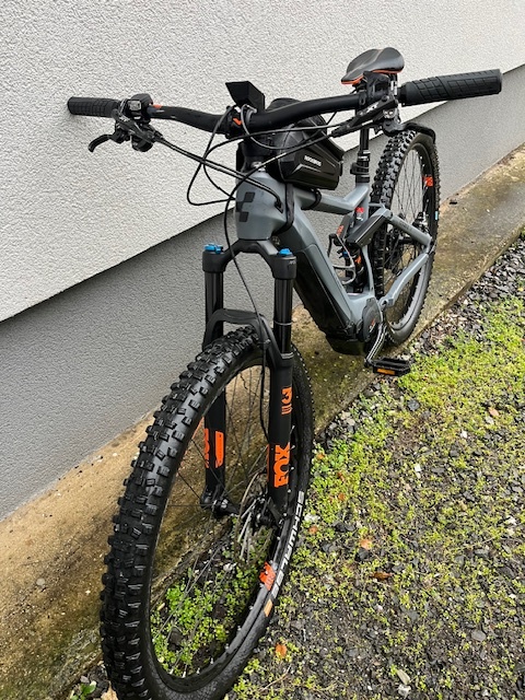 CUBE elektrobicykel celoodpružený - 5