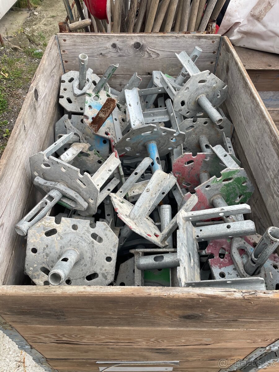 Predám stavebné stojky a hlavice - 5