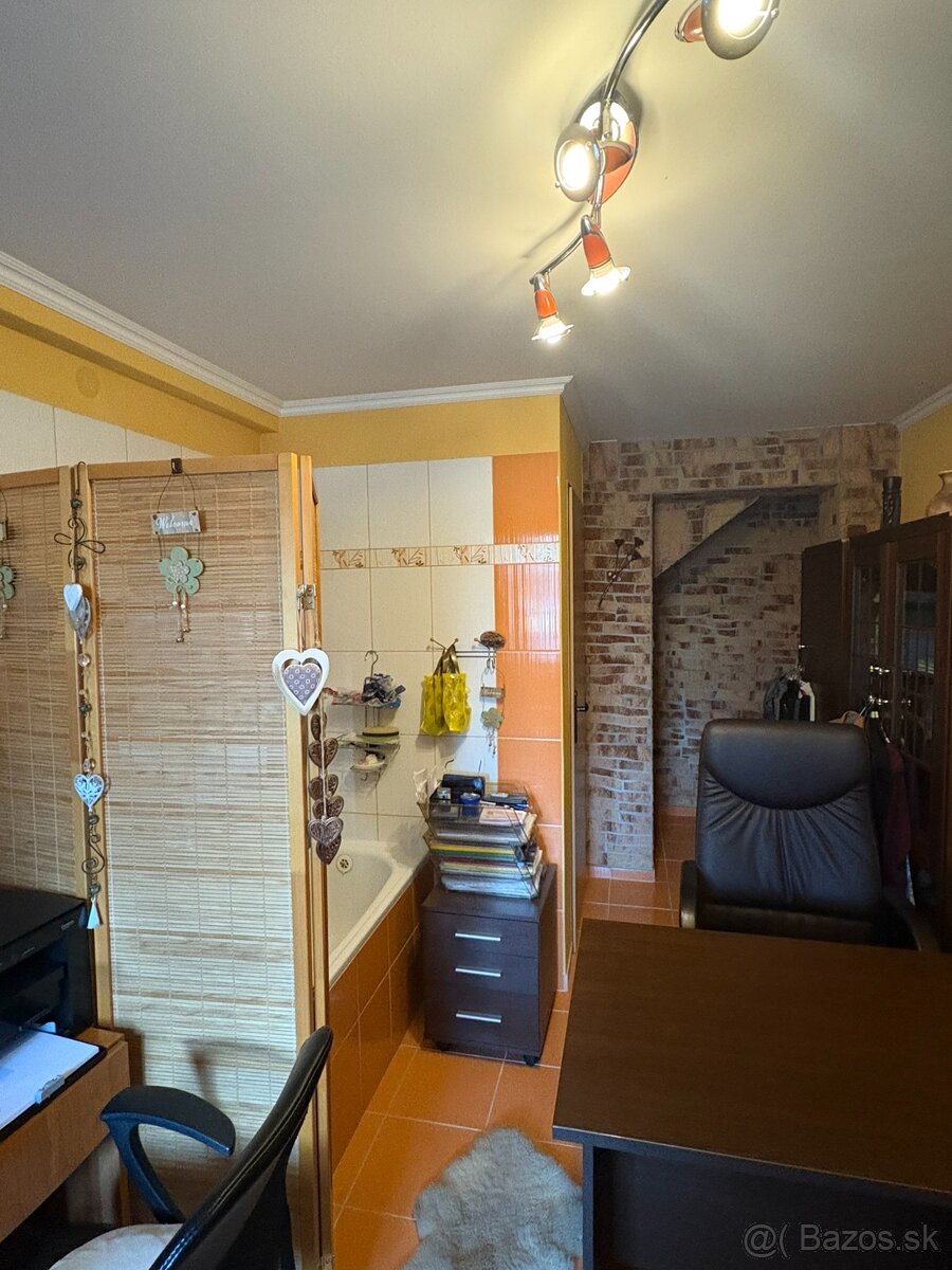 PREDAJ - Rodinný dom, Lužianky - 5