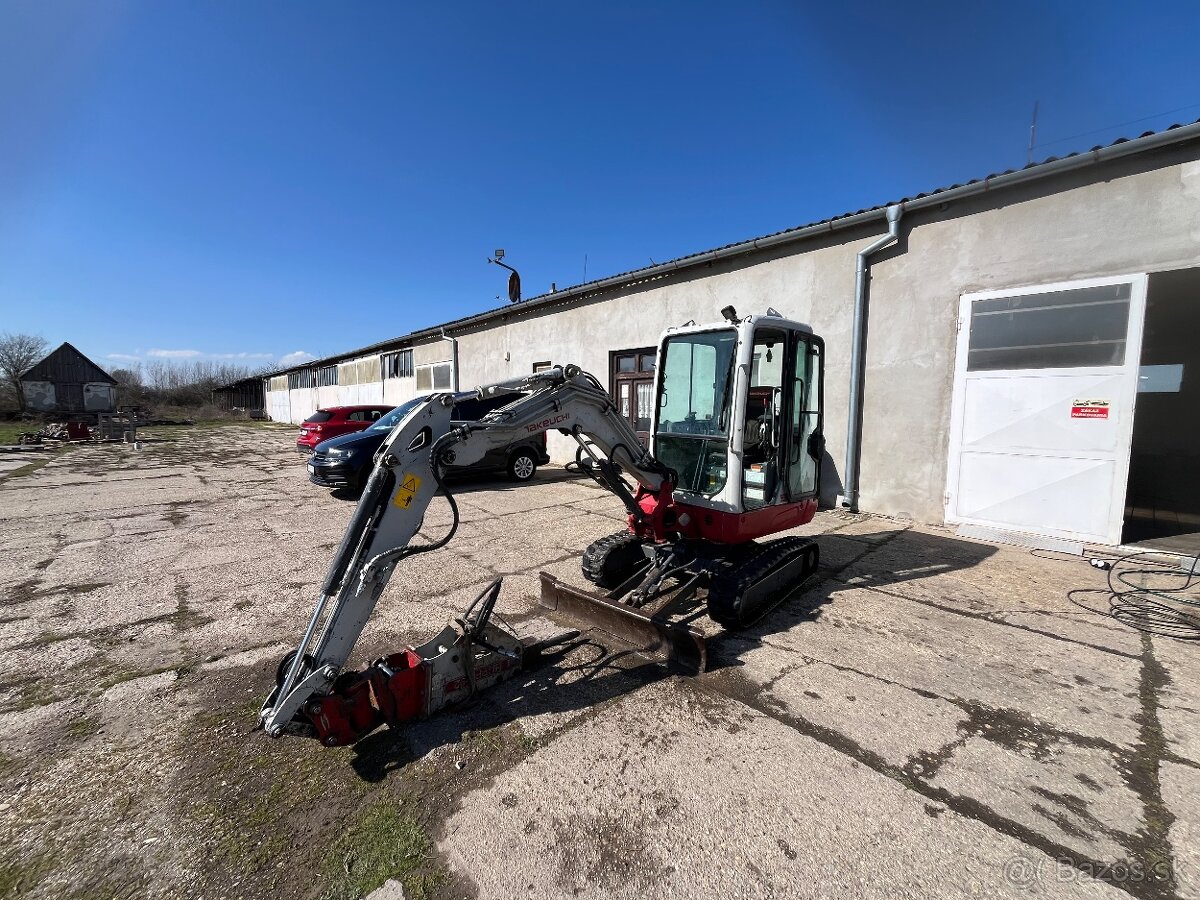 Mini bager Takeuchi TB225 - 5