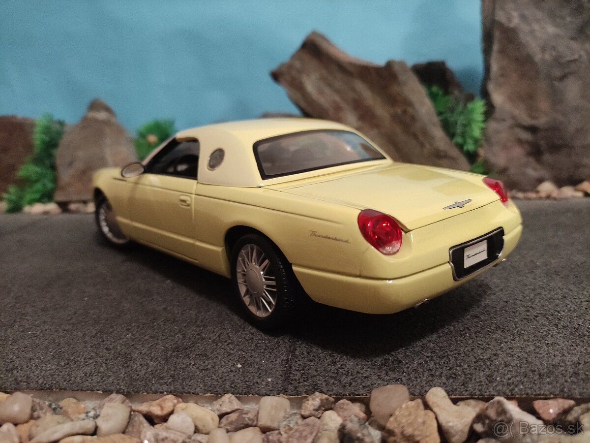 prodám model 1/18 ford thunderbird 2000 - 5