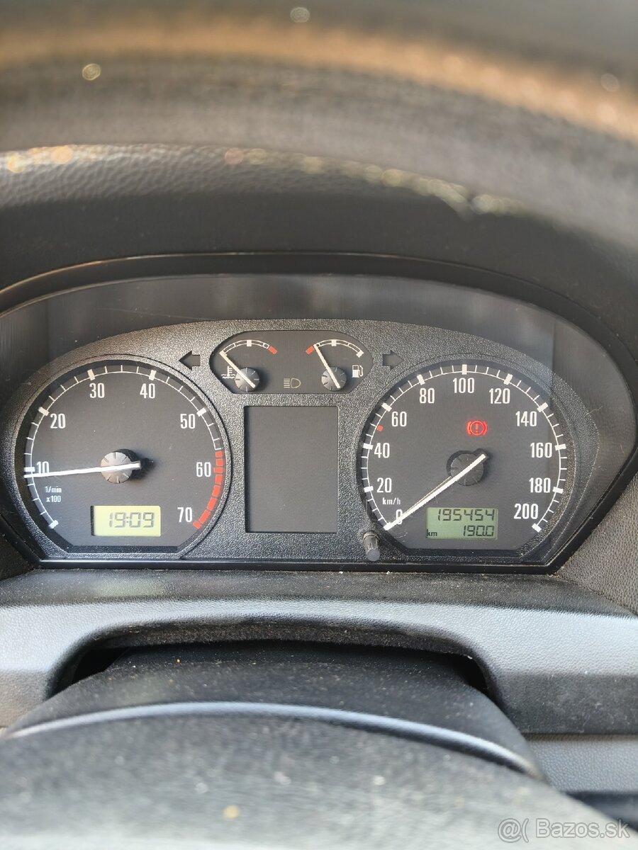 Predám Fabiu 1.4mpi - 5