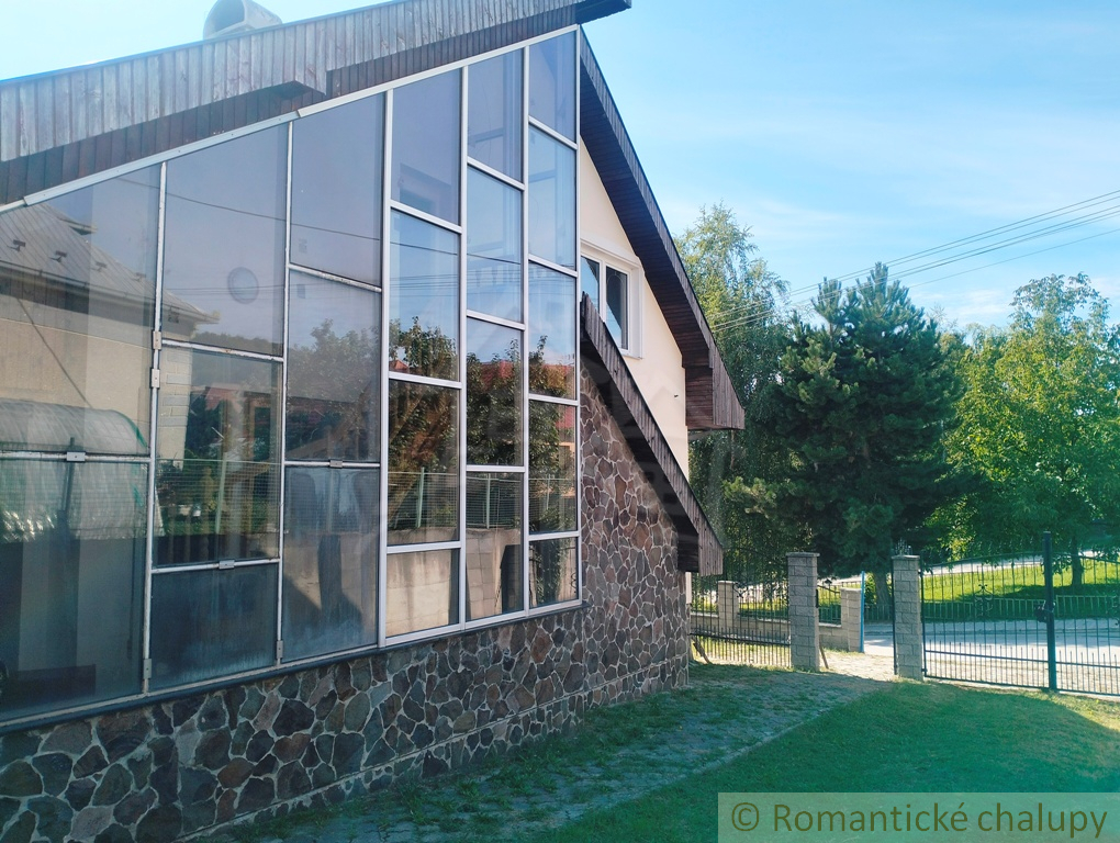 Veľký pekný dom v malebnej obci Nová Lehota na predaj - 5