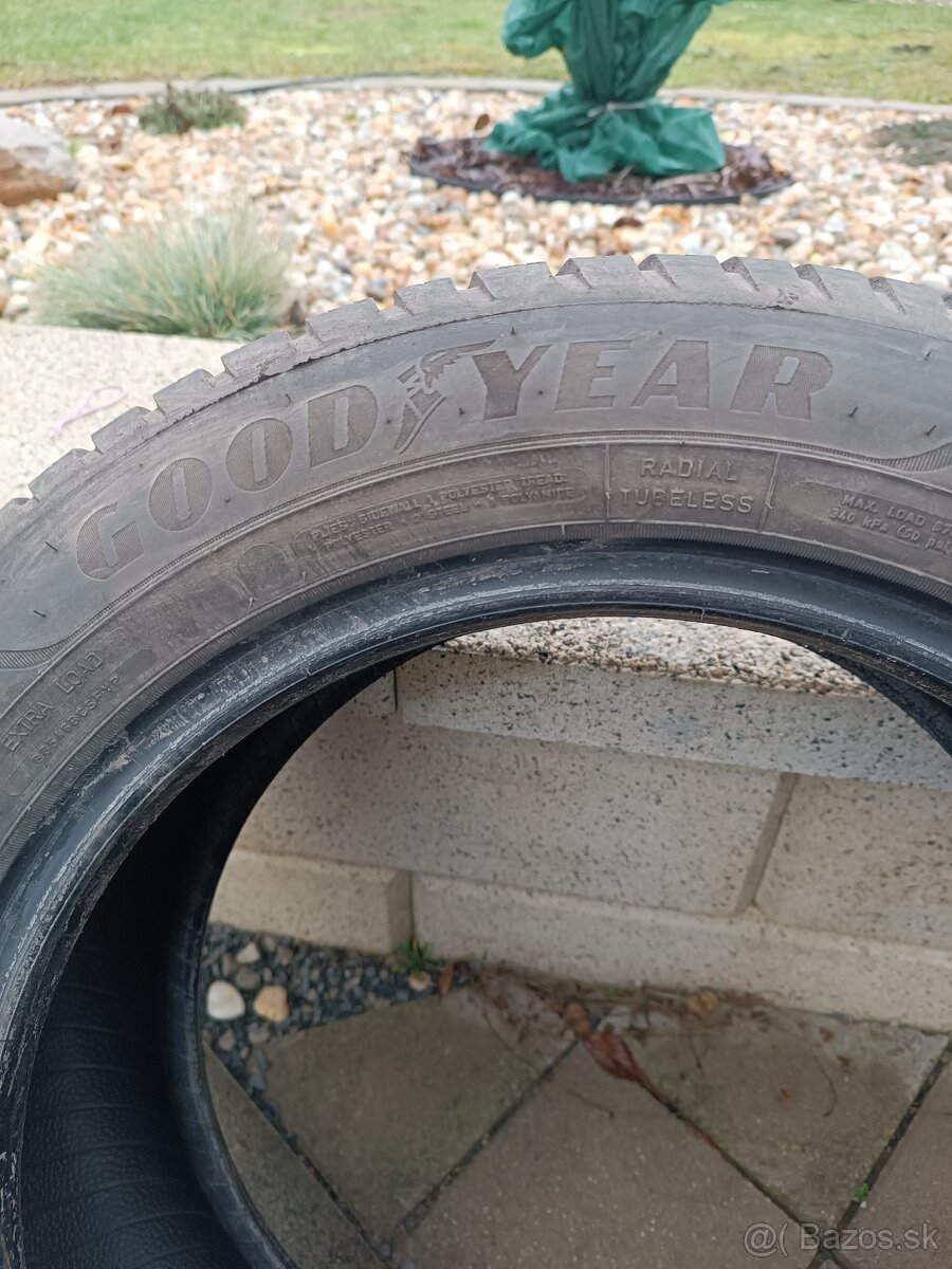 Goodyear vector 4seasons gen-3 205/55 r16 - 5