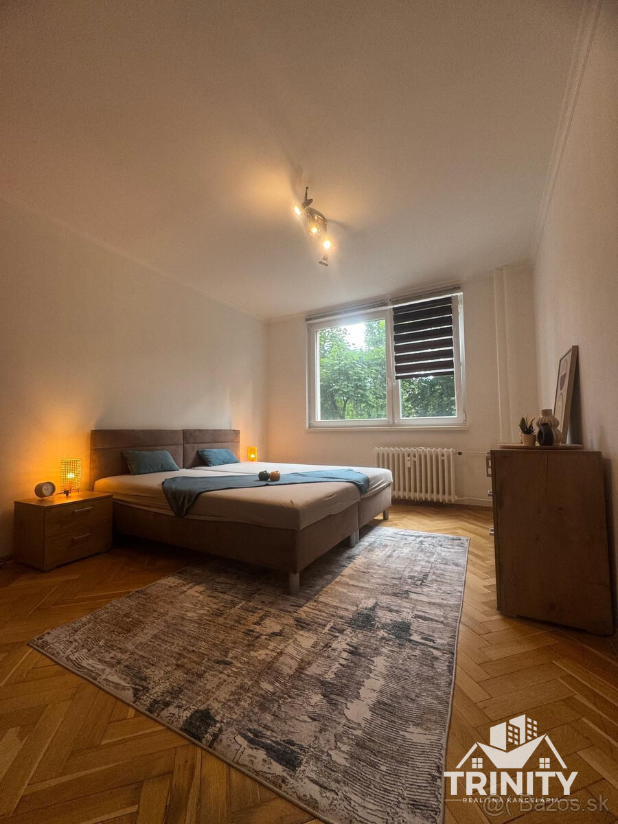 Na prenájom 1-izbový byt neďaleko stanice v Nových Zámkoch - 5