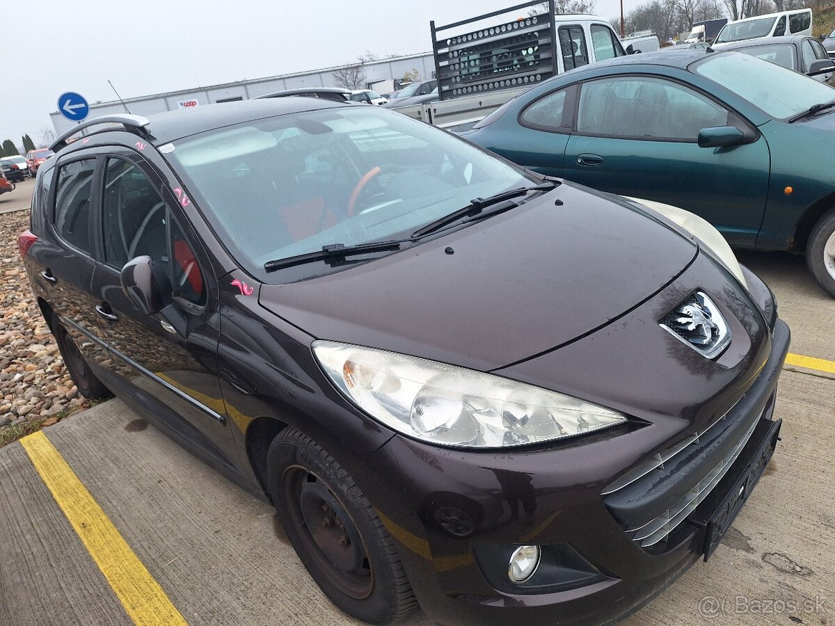 PEUGEOT 207 SW COMBI 1,6HDI ROK 2011 - 5
